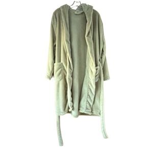 Summer and Rose Women’s Cozy Robe with Hood